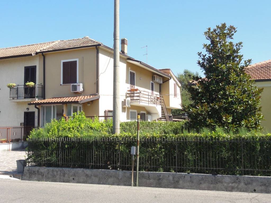 Villa unifamiliare via per Frosinone 292, Centro, Ceccano — foto 1