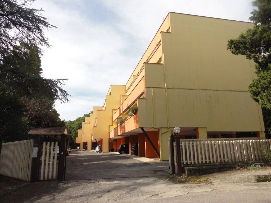 Quadrilocale via Giuseppe Di Vittorio, Centro, Ceccano — foto 1
