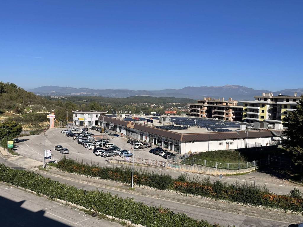 Locale commerciale viale Fabrateria Vetus, Ceccano — foto 1