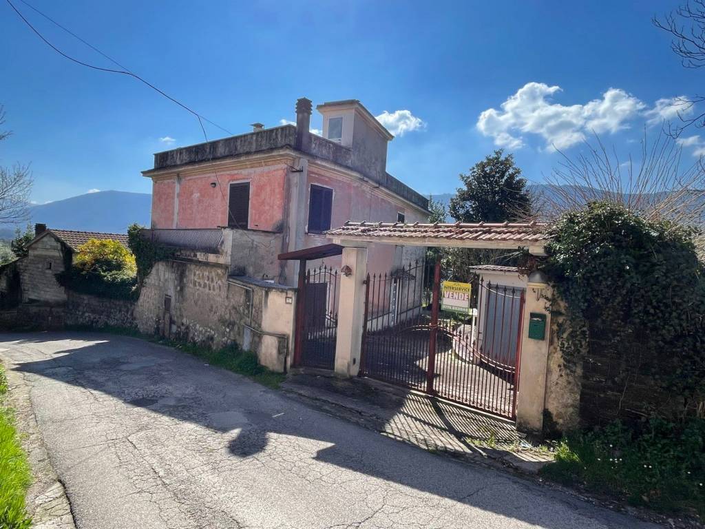 Villa unifamiliare via Due Cone, Centro, Ceccano — foto 1