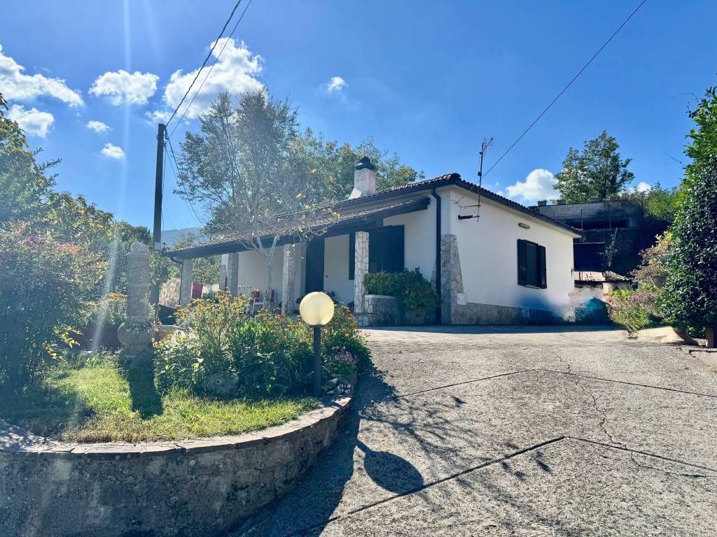 Villa unifamiliare via Colle San Sebastiano, Ceccano — foto 1