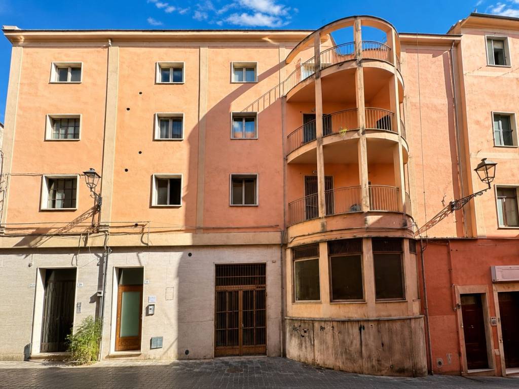 Trilocale via Luigi Angeloni, Centro, Frosinone