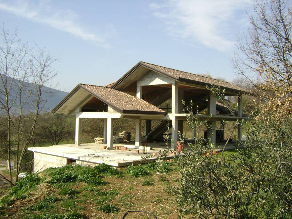 Villa bifamiliare via Colle Campanaro, Ceccano — foto 1
