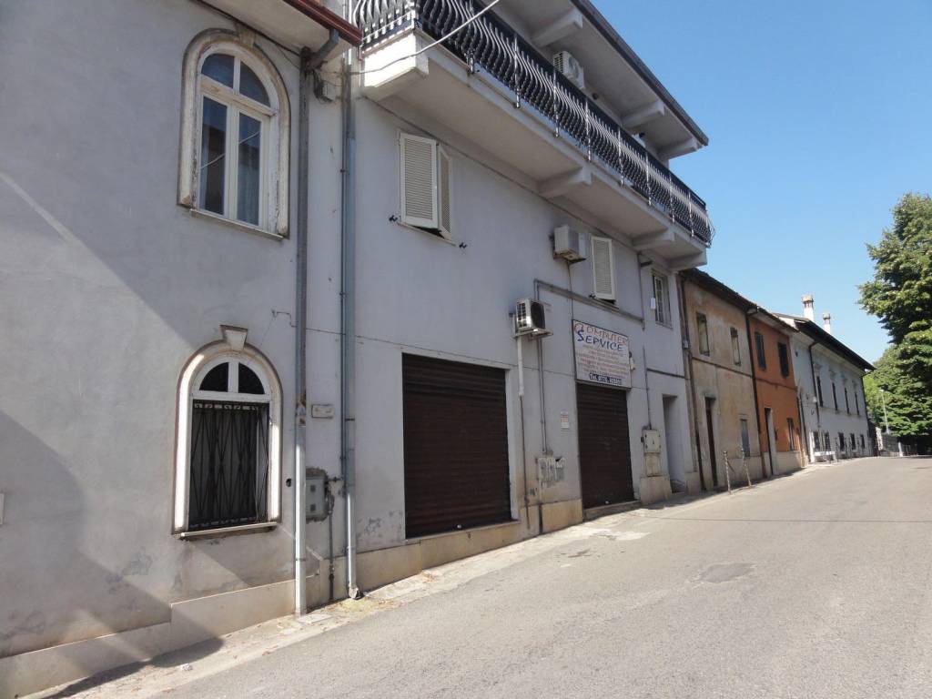 Locale commerciale via Madonna del Loco 4, Centro, Ceccano — foto 1